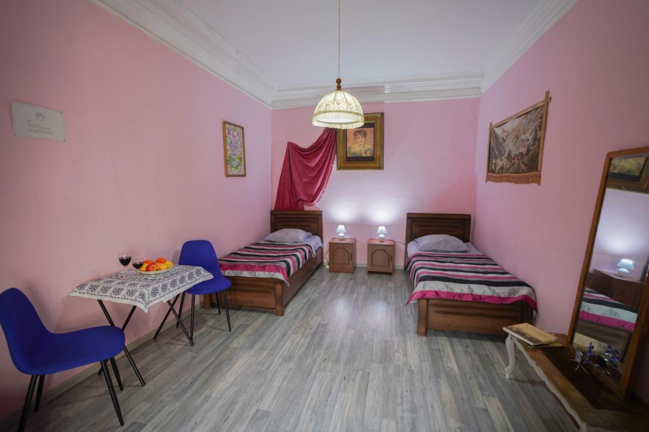 Leon Rooms Tbilisi Ngoại thất bức ảnh